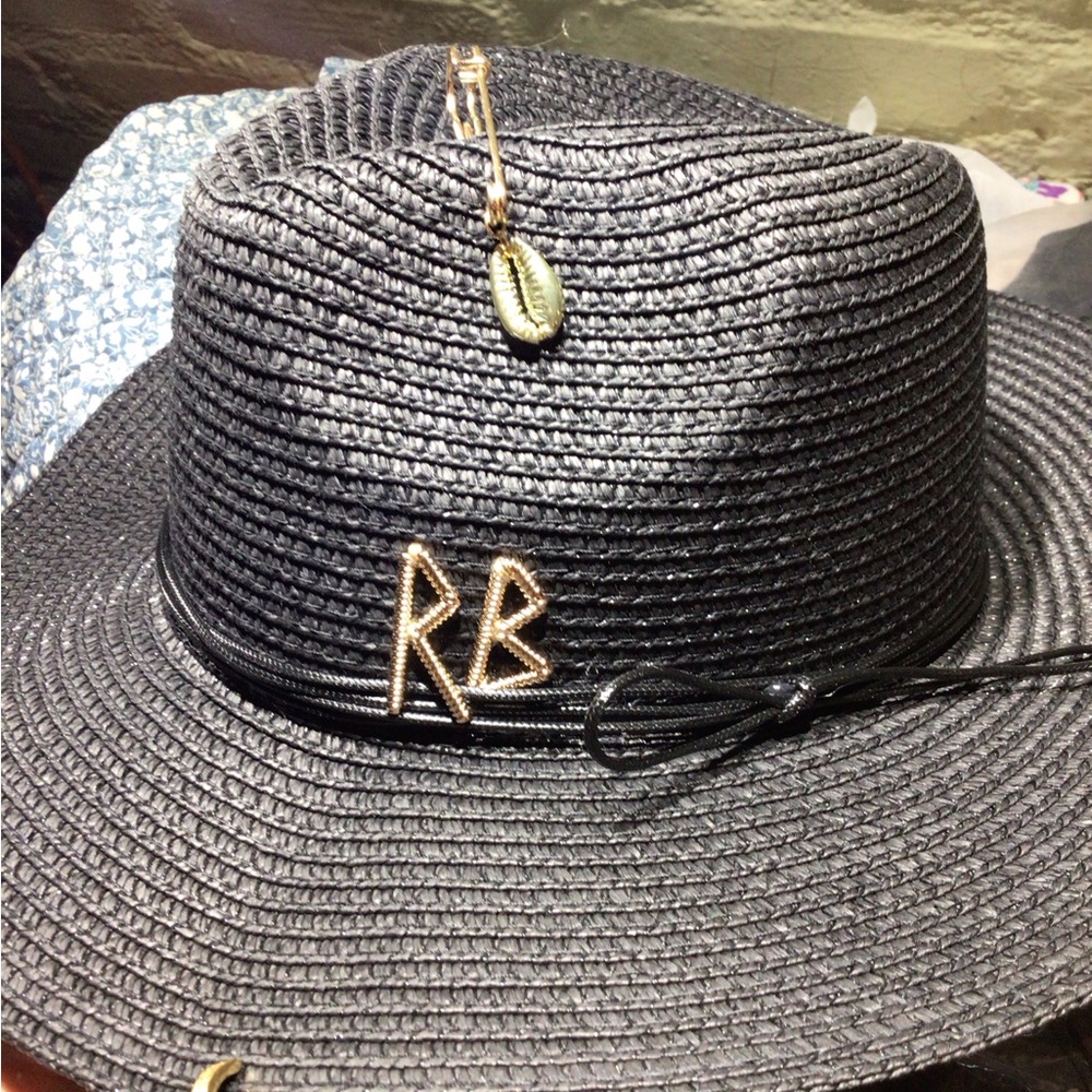 NEW LIKE RUSLIN BAGINSKI Black Wide Brim Fedora Hat with Gold Chain D - Picture 6 of 13
